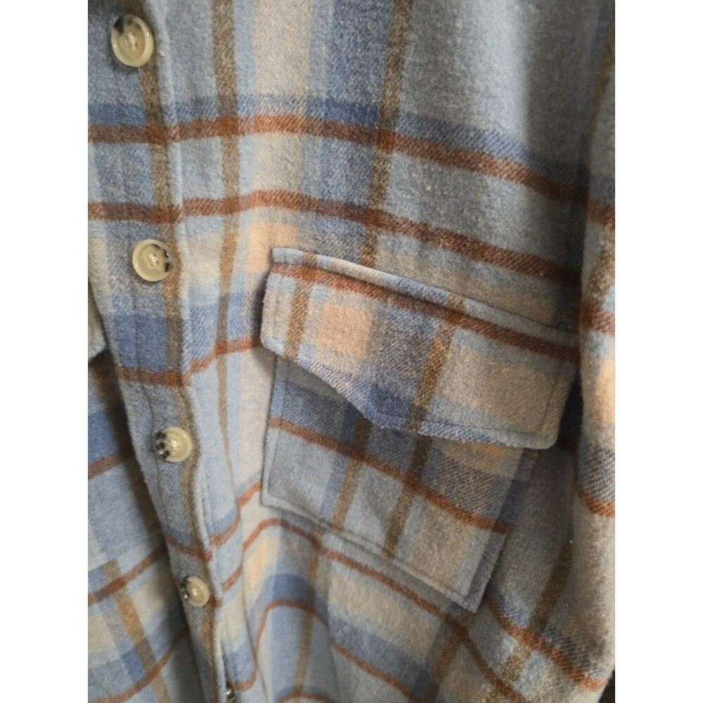 Ford Bronco Licensed Bundle – Plaid Overshirt Jacket + Graphic Tee (XS & L) - Picture 9 of 16